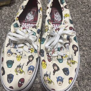 Men’s marvel x vans authentic